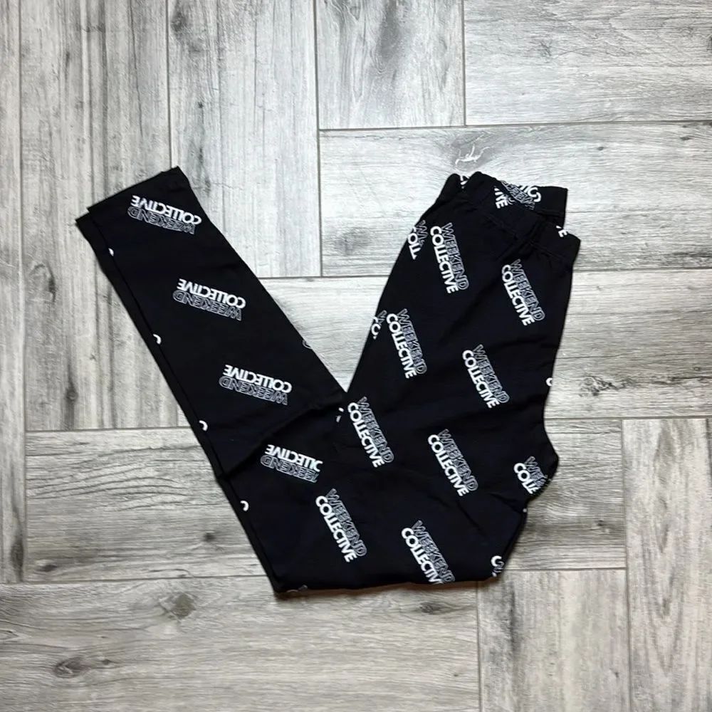 ASOS Weekend Collective legging in monogram printāināblackāUSā0